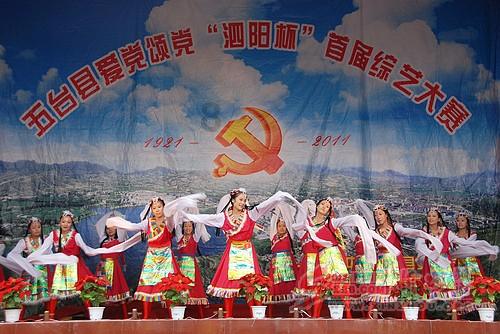 瓜子富含饱和脂肪酸和热量,过量食用容易导致体重增加
