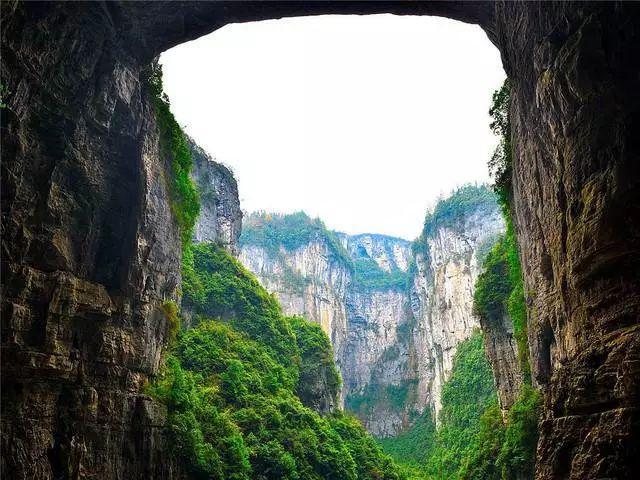 摇滚乐团的装扮